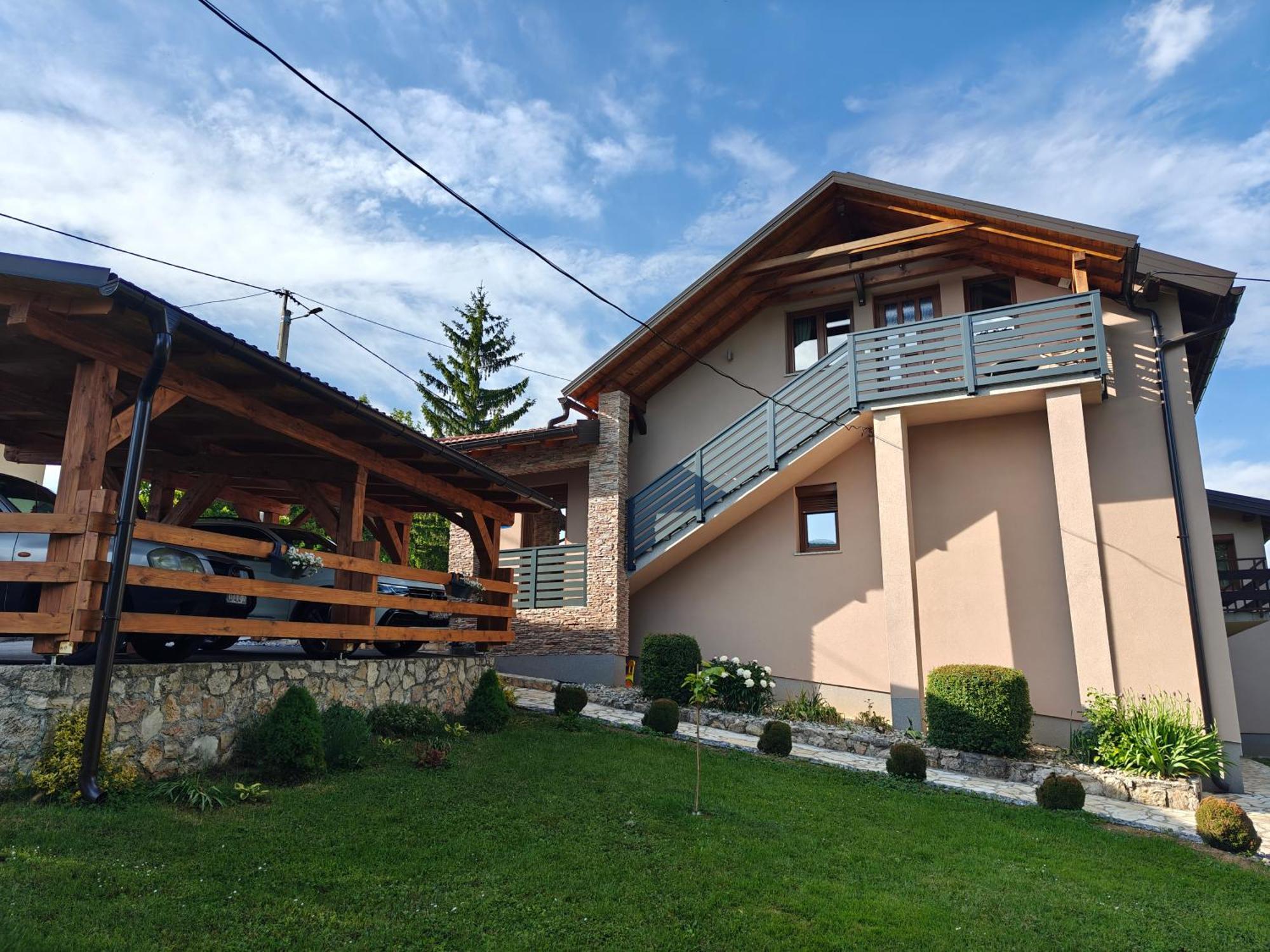 Apartment Sara Rakovica Exterior foto